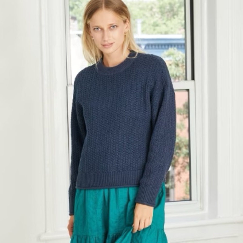 Universal Thread™ Women’s Crewneck Pullover Sweater Navy Blue Large 12/14